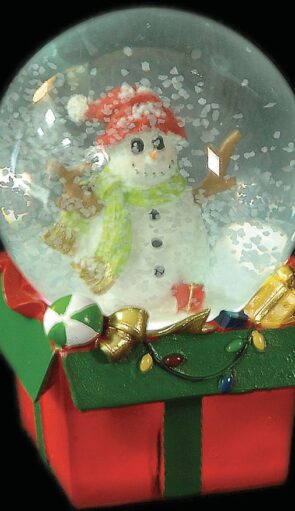 Χριστουγεννιάτικη Χιονόμπαλα Με Φώς Μπαταρίας 10 x 15(h)cm
