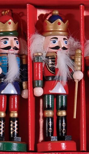 Ξύλινοι Καρυοθράυστες με γένεια σέτ 6 τεμαχίων / 6 σχέδια 4,5 x 4 x 13cm