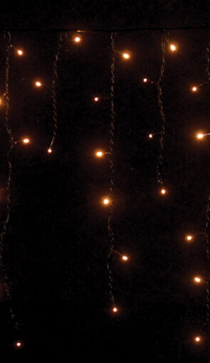 100Led Ασύμμετρη Κουρτίνα Με Επέκταση 200 x 70(h)cm,Πράσινο Καλώδιο/Θερμό Λαμπάκι