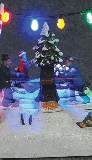 Όπτικαλ Χωριό Μουσικής Και Κίνησης mpatarias ,20 x 12 x 15(Η)cm